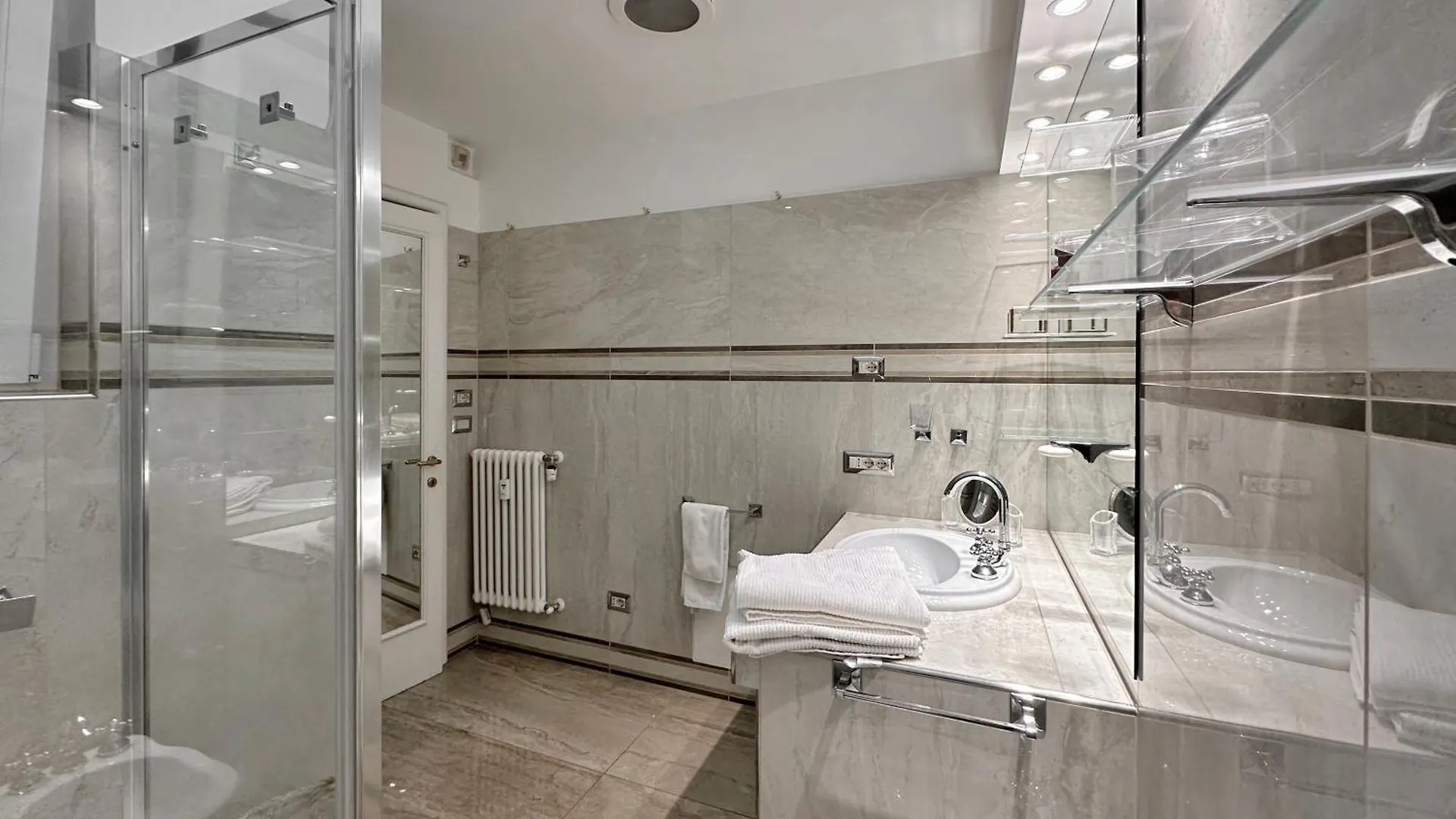 Stupendo Attico Perfetto Per 5 Ospiti Apartment Rome Italy