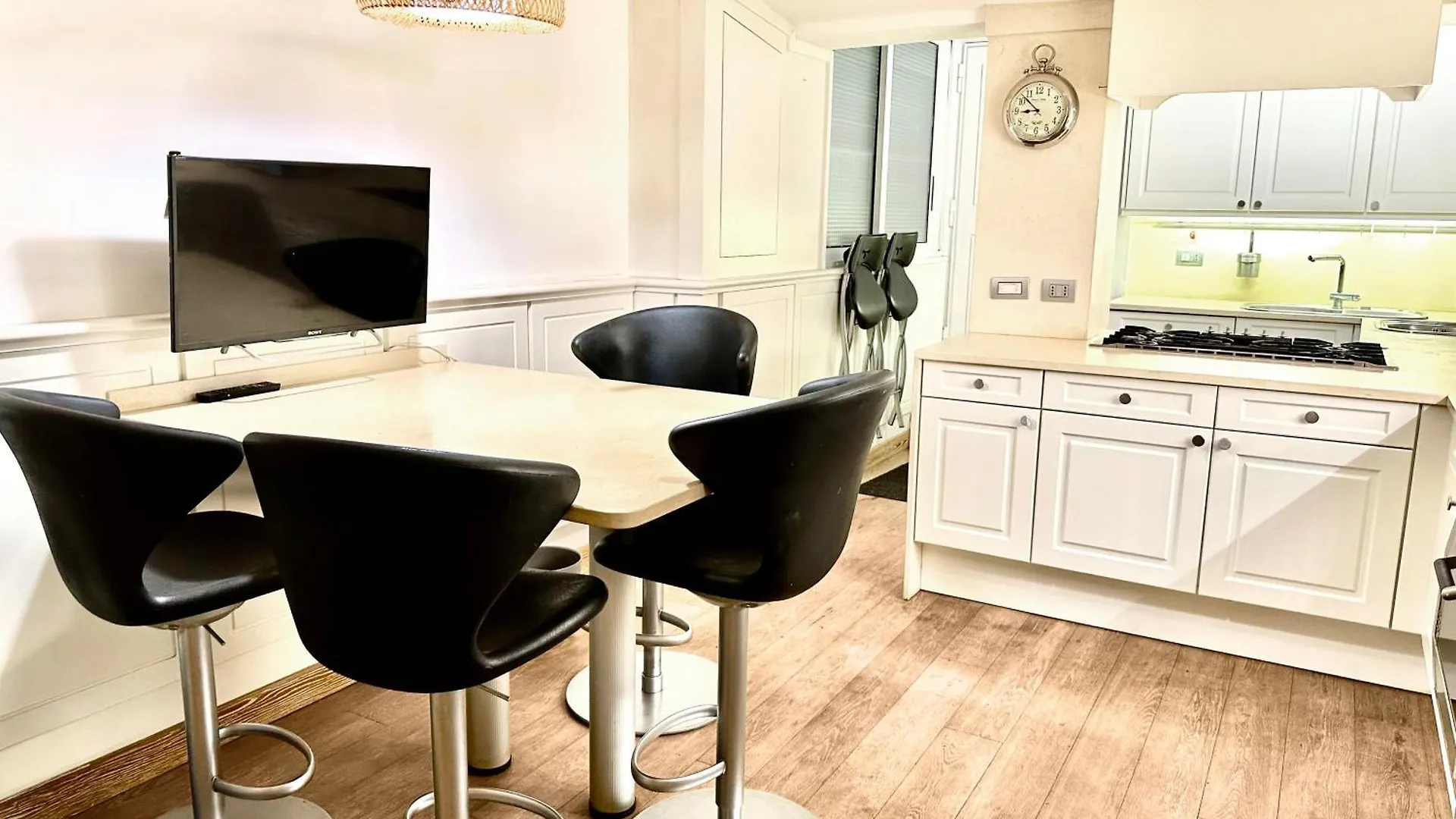 Stupendo Attico Perfetto Per 5 Ospiti Apartment Rome 0*,  Italy